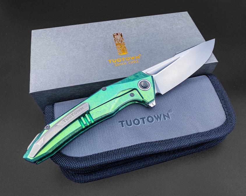 Складной нож Guerrero Green Crystal TI Jungle Wear Carbon