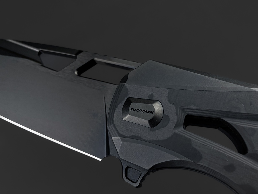 Складной нож Onyx Tmax DLC