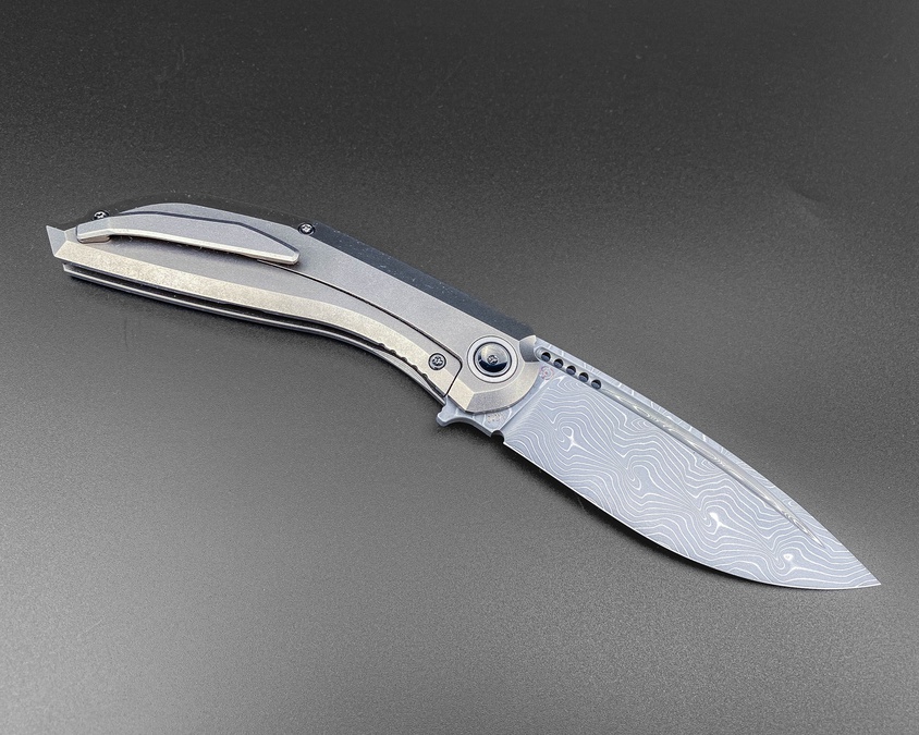 Складной нож Stinger Damascus VG-10