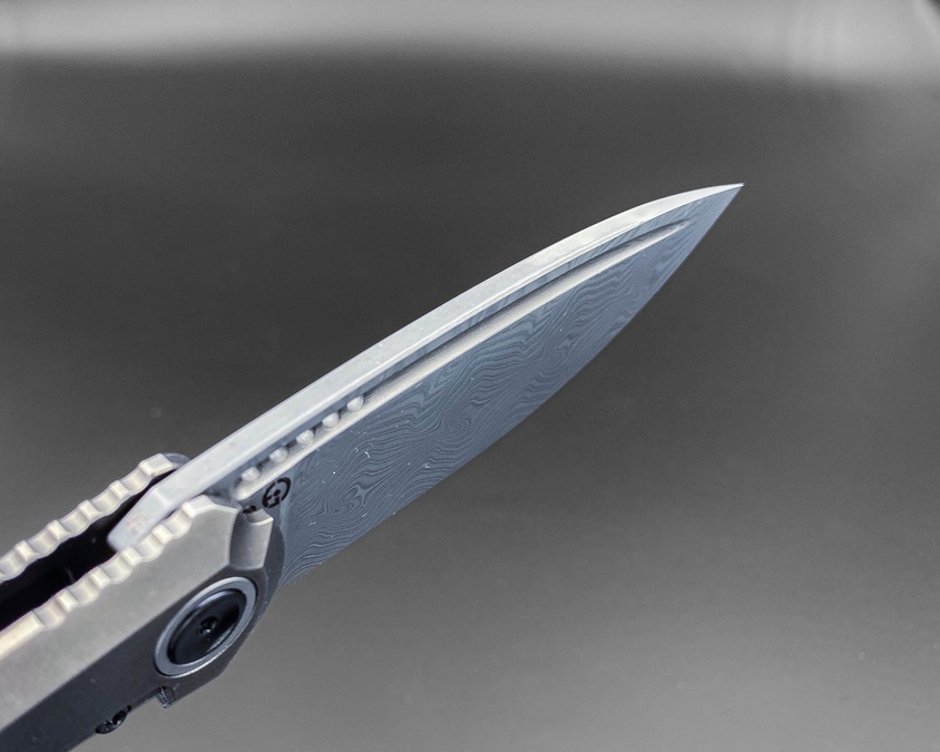 Складной нож Stinger Damascus VG-10