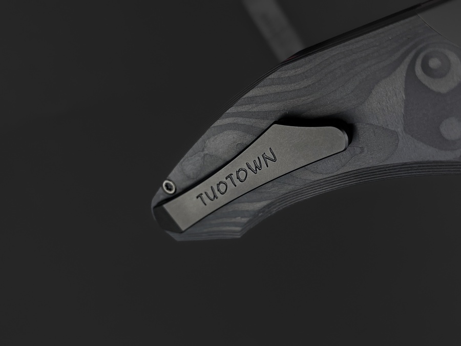 Складной нож Uro Tmax