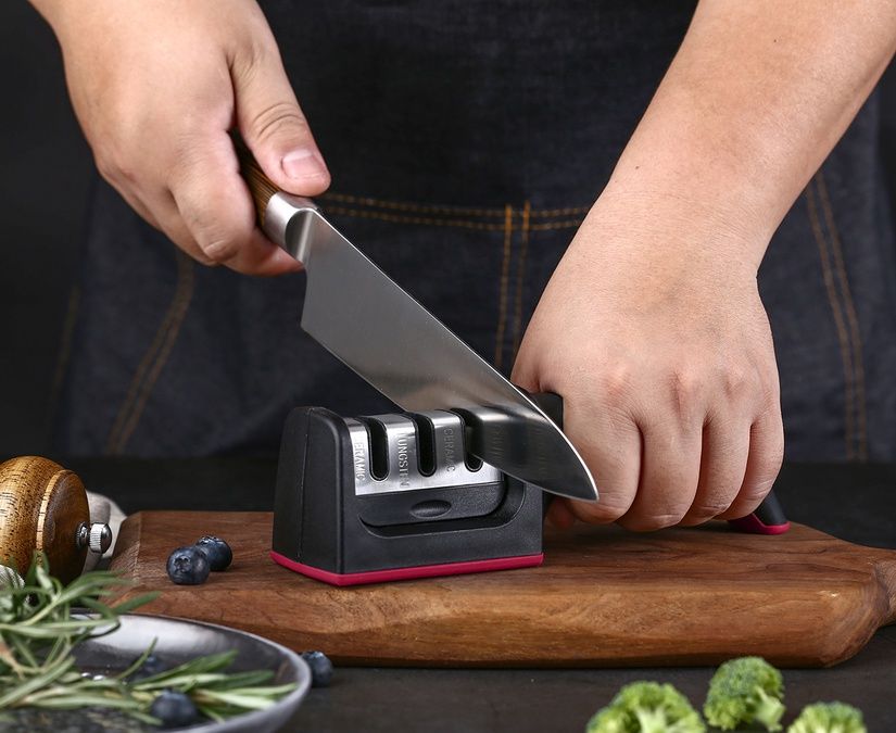 Ножеточка S301-R, цвет красный