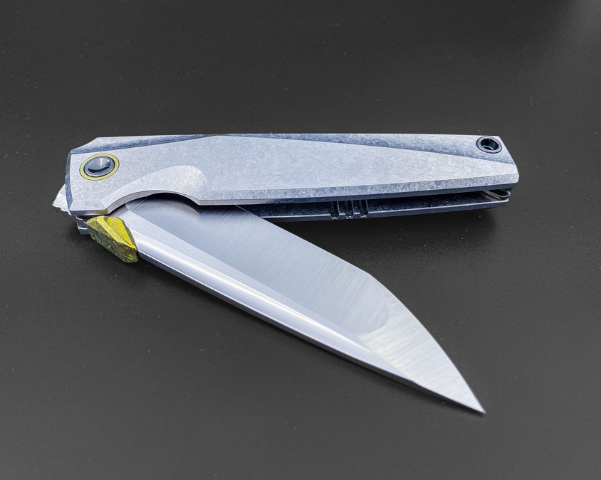 Складной нож Asesino M390 Crystal Ti