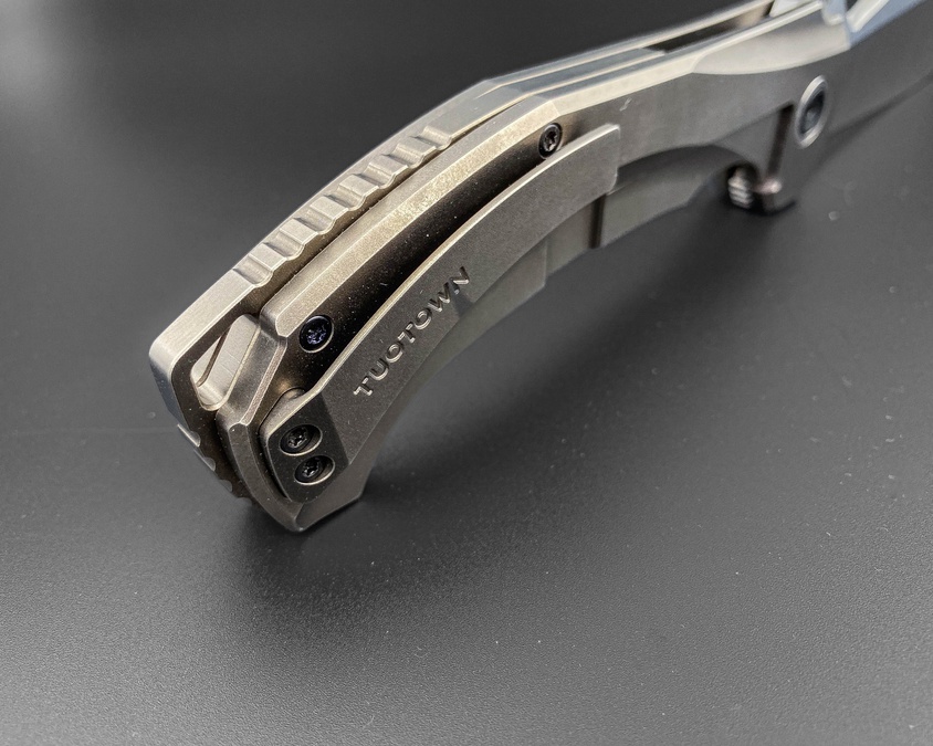 Складной нож Bicornis Tmax