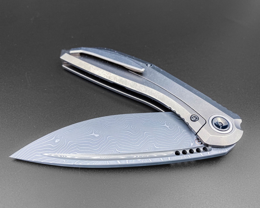 Складной нож Stinger Damascus VG-10