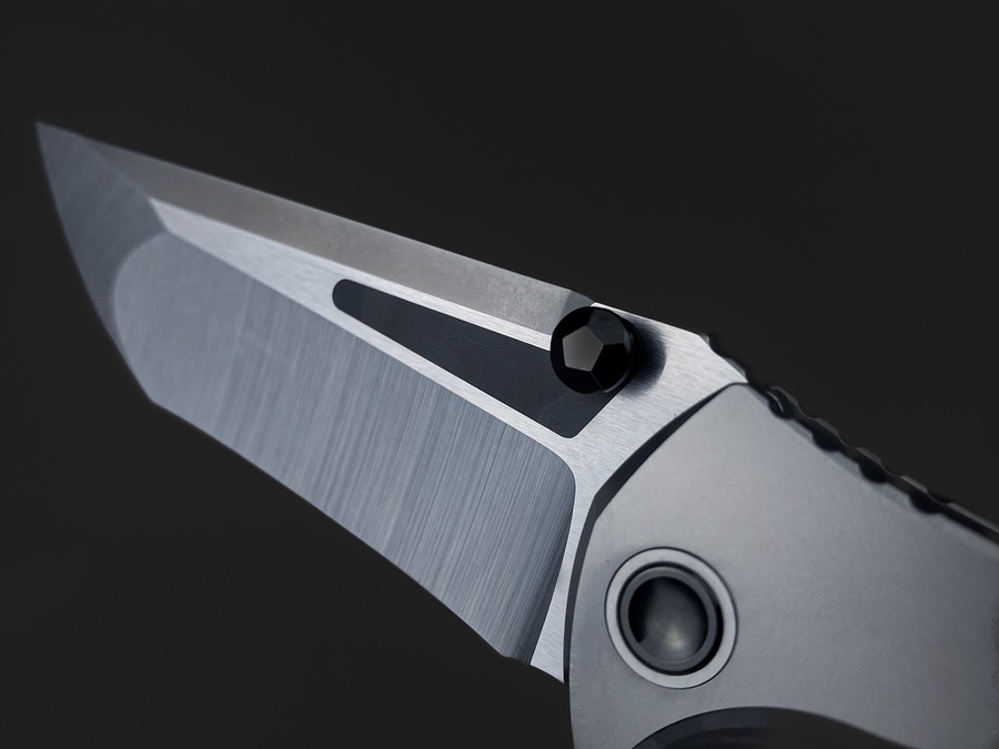 Складной нож Uro Tmax