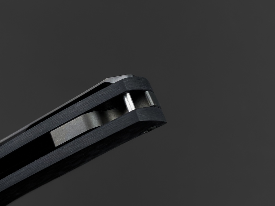 Складной нож Megeb PVD T10S Carbon G10